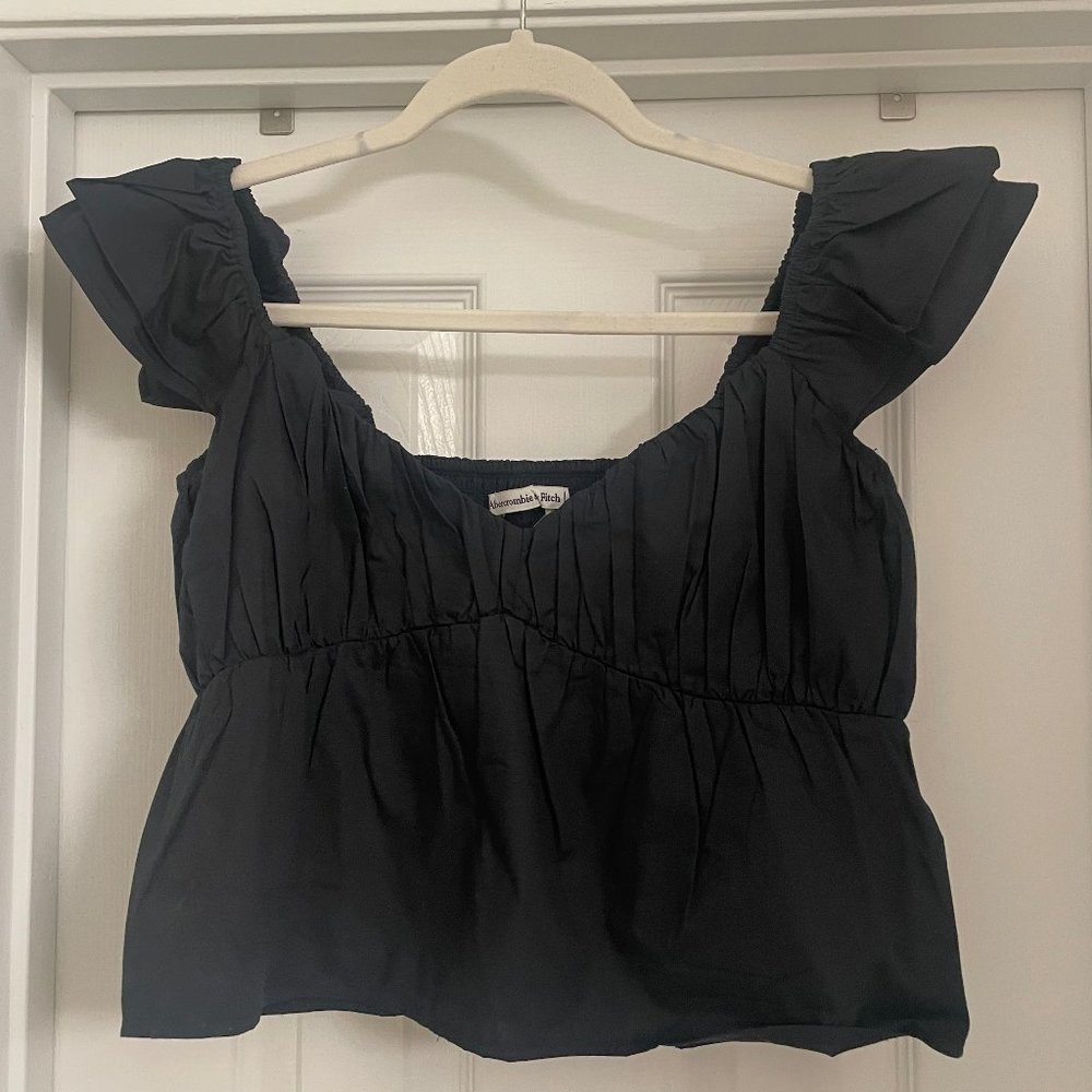 Abercrombie Black Ruffle Poplin Top Size Medium